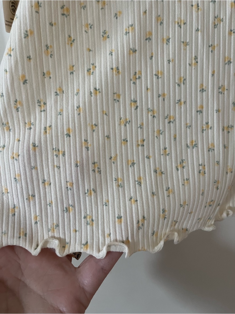 Laura Ashley “Yellow Roses” Lace-Trim Cami & Short Pajama Set Size Large - Picture 16 of 16